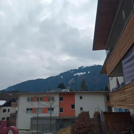 Living Kitzbuhel